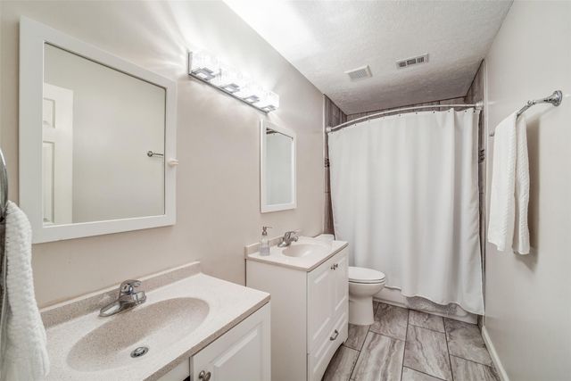 9002 Havencrest Drive, Houston, TX 77083