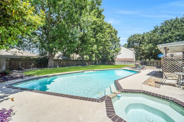 9002 Havencrest Drive, Houston, TX 77083