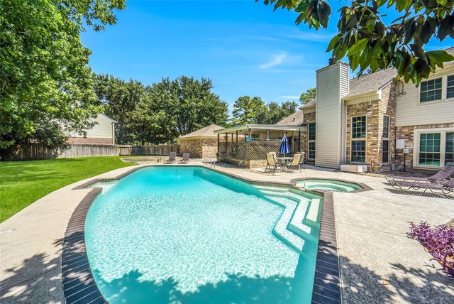 9002 Havencrest Drive, Houston, TX 77083