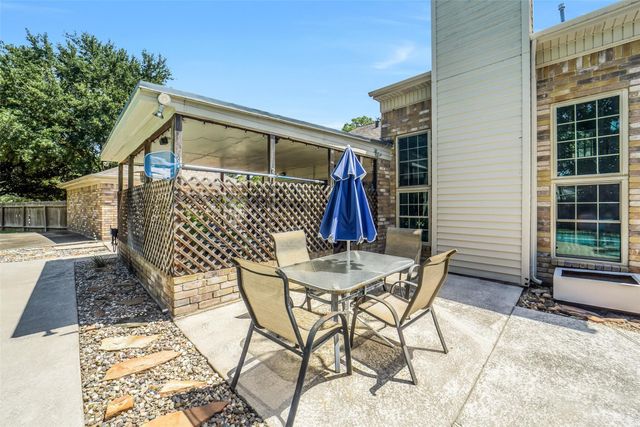 9002 Havencrest Drive, Houston, TX 77083