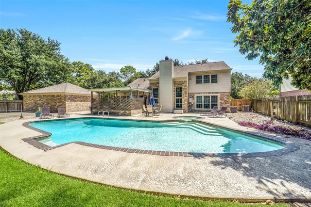 9002 Havencrest Drive, Houston, TX 77083