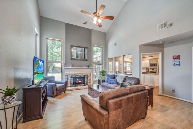 9002 Havencrest Drive, Houston, TX 77083