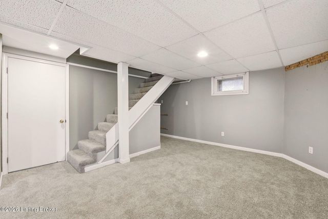 2545 Ridgewood Ave, Louisville, KY 40217