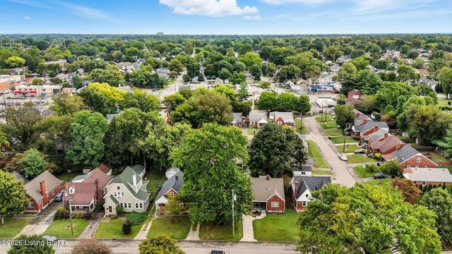 2545 Ridgewood Ave, Louisville, KY 40217