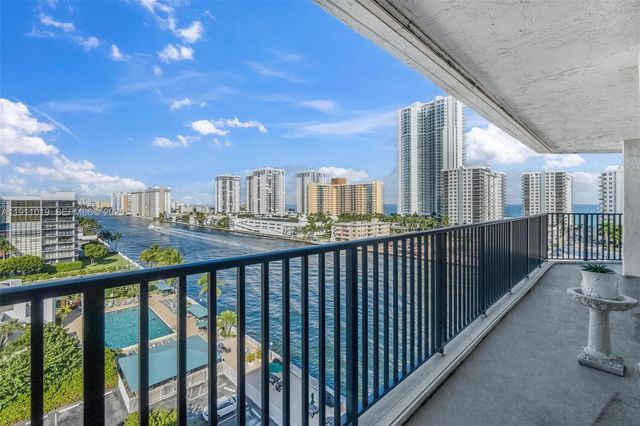 800 Parkview Dr 1021, Hallandale Beach, FL 33009
