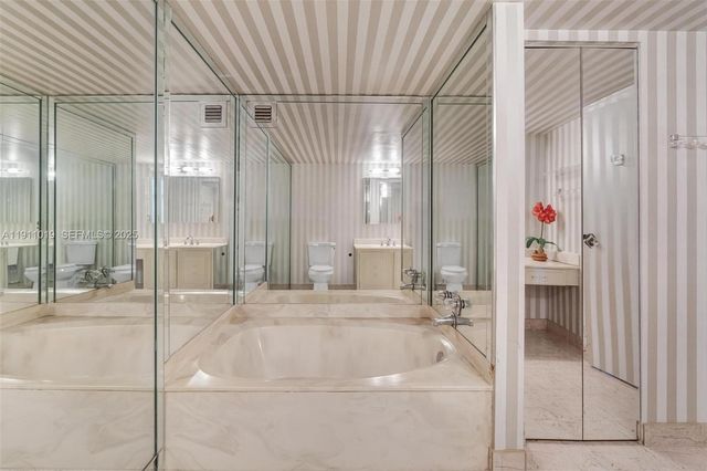 800 Parkview Dr 1021, Hallandale Beach, FL 33009