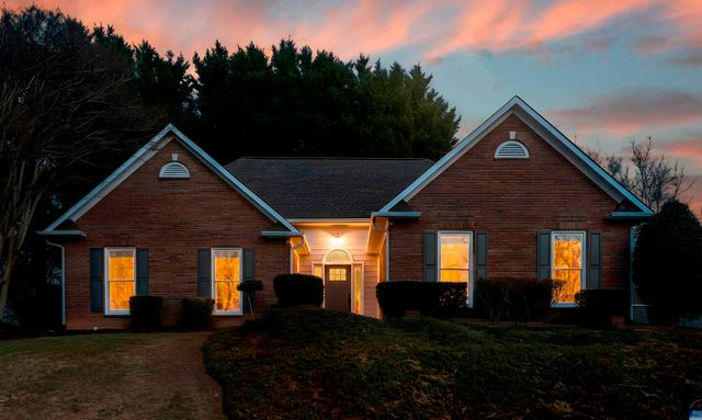 225 Georgetown Court, Moore, SC 29369