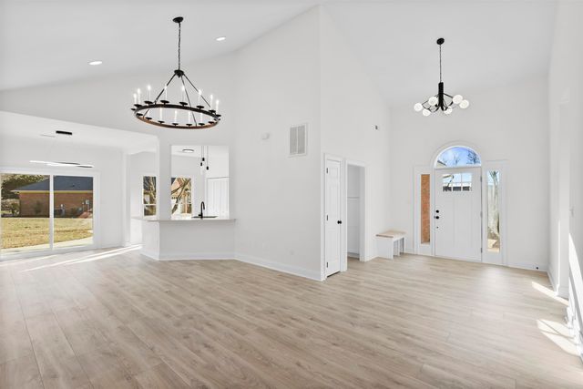 225 Georgetown Court, Moore, SC 29369