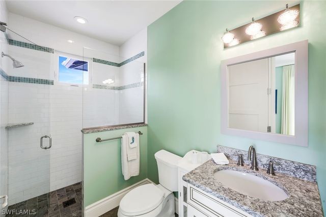 4127 Belair LN, Naples, FL 34103