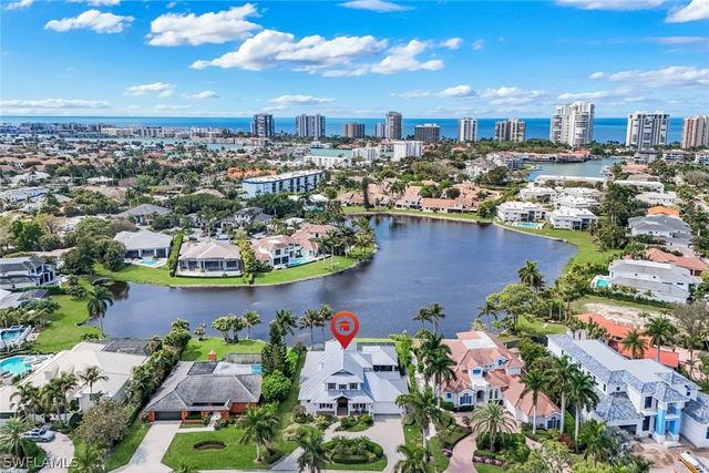 4127 Belair LN, Naples, FL 34103