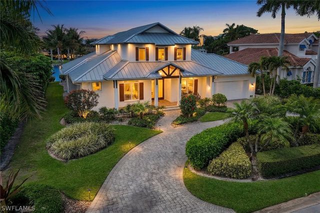 4127 Belair LN, Naples, FL 34103