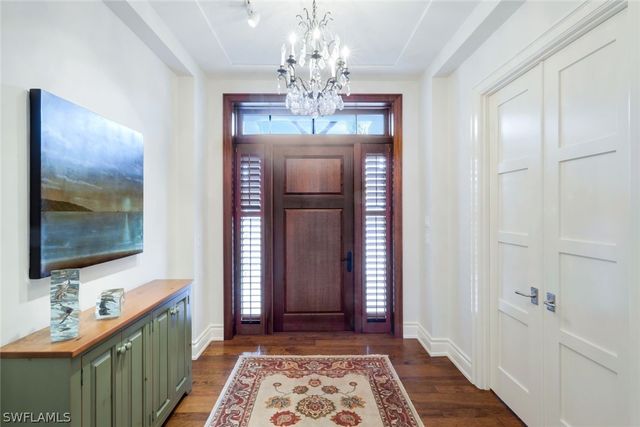 4127 Belair LN, Naples, FL 34103