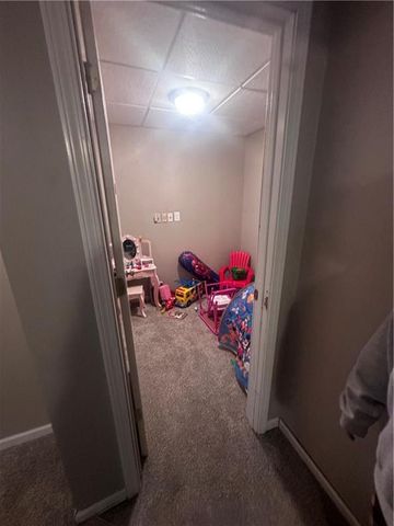 3415 S Davidson Court, Independence, MO 64055