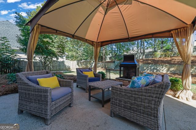 5061 Tottenham Court, Suwanee, GA 30024