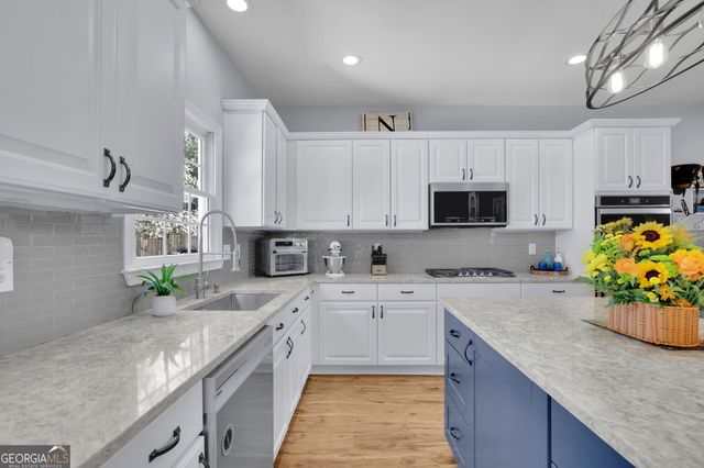 5061 Tottenham Court, Suwanee, GA 30024
