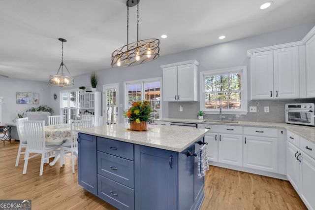 5061 Tottenham Court, Suwanee, GA 30024