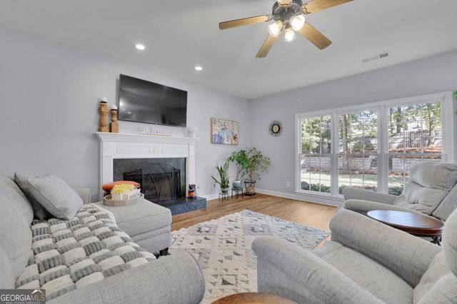 5061 Tottenham Court, Suwanee, GA 30024