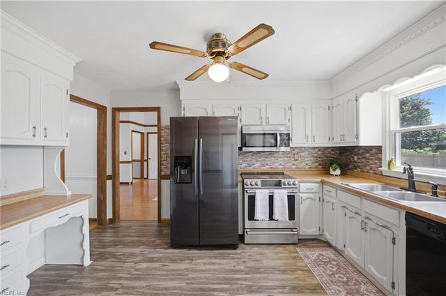 1009 Priscilla LN, Chesapeake, VA 23322