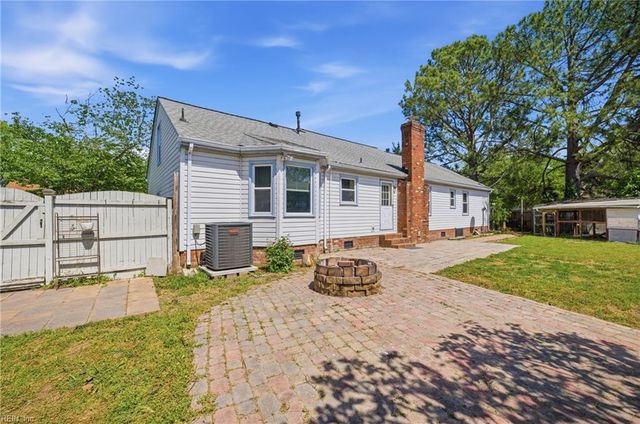 1009 Priscilla LN, Chesapeake, VA 23322