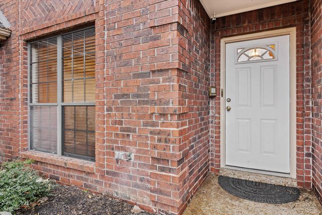 5047 JEFFREY KEITH DR, Bartlett, TN 38002