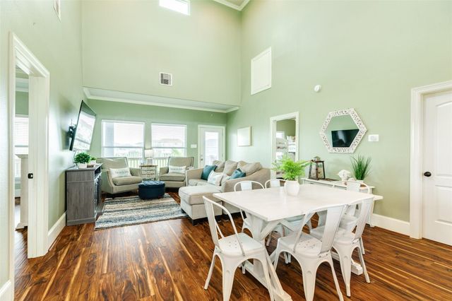 25222 Intrepid Lane, Galveston, TX 77554