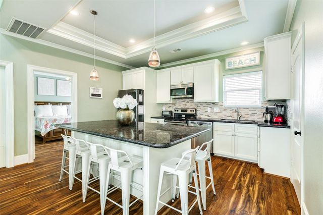 25222 Intrepid Lane, Galveston, TX 77554