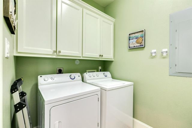 25222 Intrepid Lane, Galveston, TX 77554