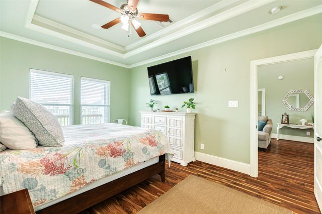 25222 Intrepid Lane, Galveston, TX 77554