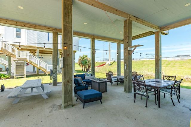 25222 Intrepid Lane, Galveston, TX 77554