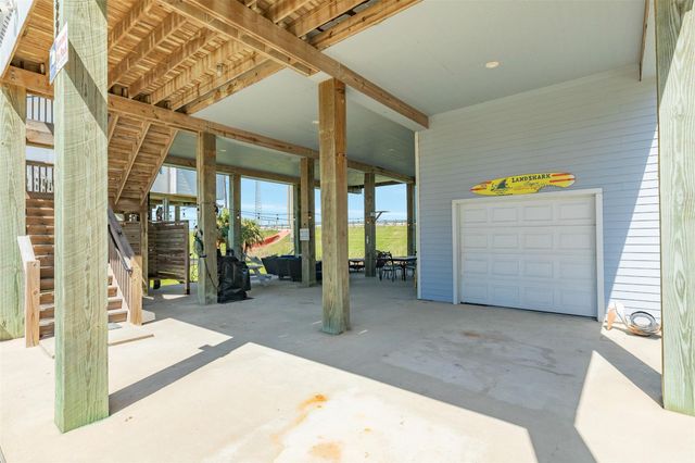 25222 Intrepid Lane, Galveston, TX 77554