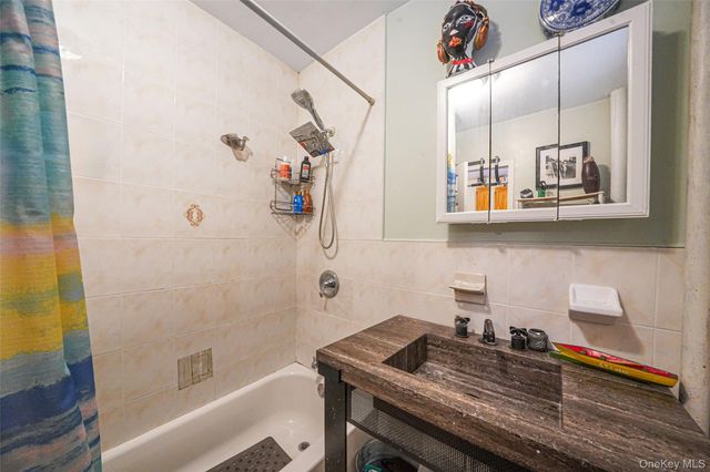 852 Blake Avenue, Brooklyn, NY 11207