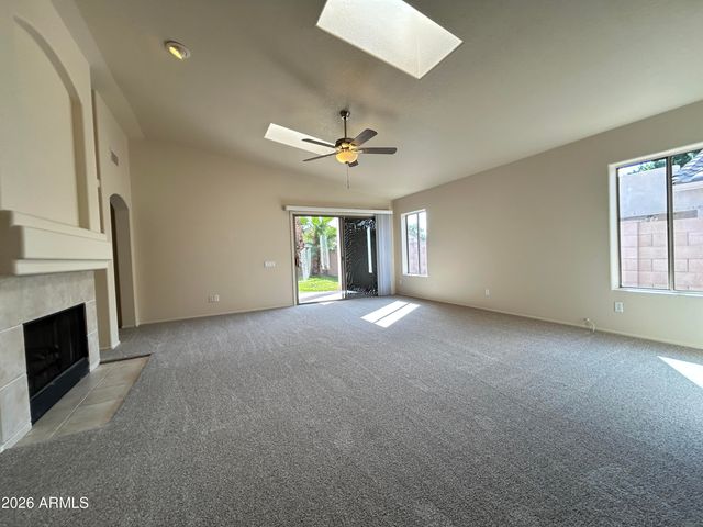 6661 W AURORA Drive, Glendale, AZ 85308