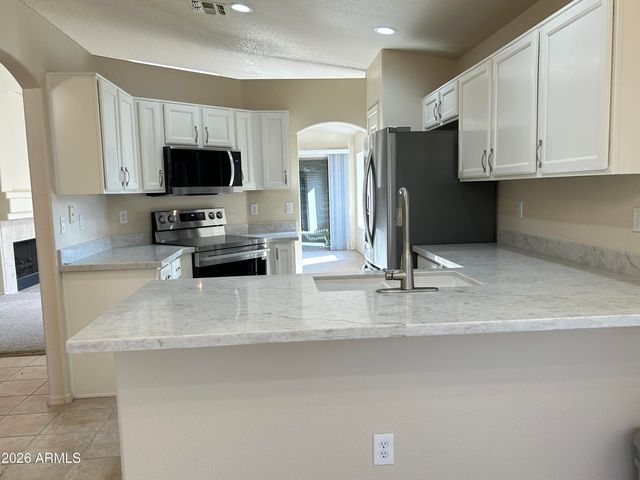 6661 W AURORA Drive, Glendale, AZ 85308