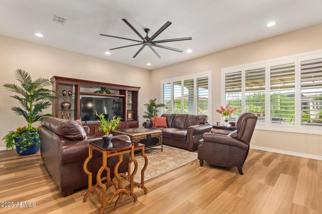 20283 N WAGNER WASH Drive, Buckeye, AZ 85396