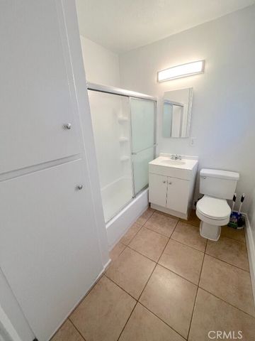 142 S Princeton Avenue 4, Fullerton, CA 92831