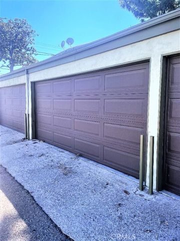 142 S Princeton Avenue 4, Fullerton, CA 92831