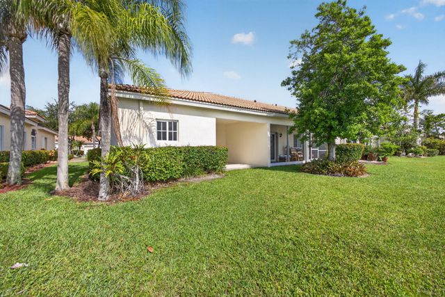 2344 Windjammer Way, West Palm Beach, FL 33411