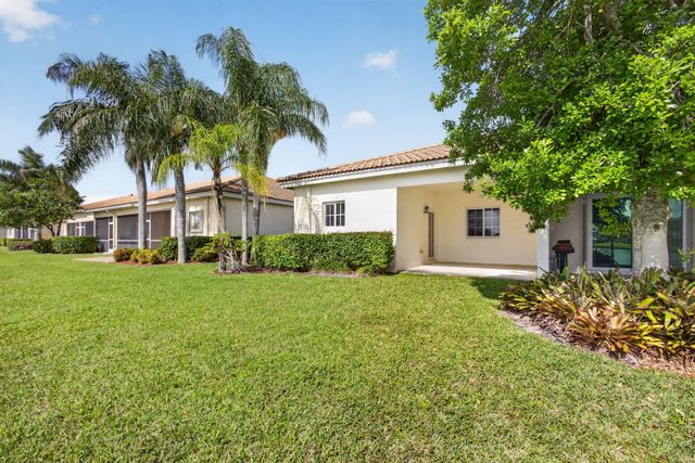 2344 Windjammer Way, West Palm Beach, FL 33411