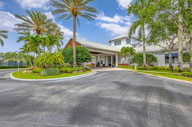 2344 Windjammer Way, West Palm Beach, FL 33411