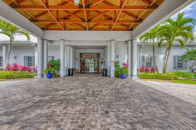 2344 Windjammer Way, West Palm Beach, FL 33411