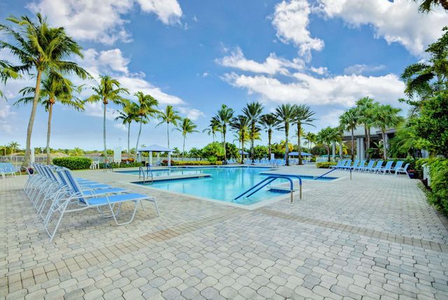 2344 Windjammer Way, West Palm Beach, FL 33411