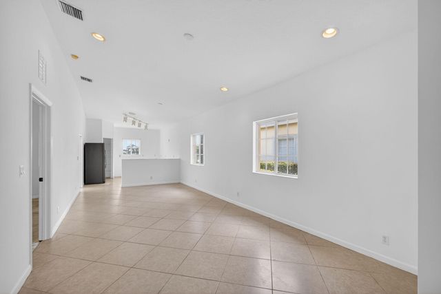 2344 Windjammer Way, West Palm Beach, FL 33411