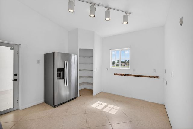 2344 Windjammer Way, West Palm Beach, FL 33411