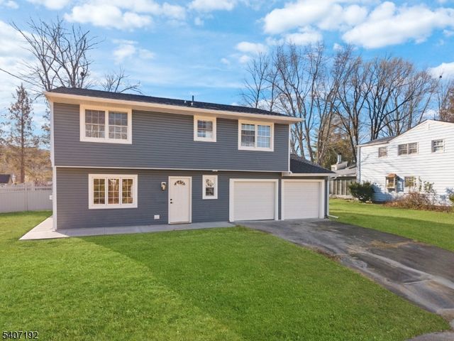 14 Harwich Rd, Mount Olive Twp., NJ 07836