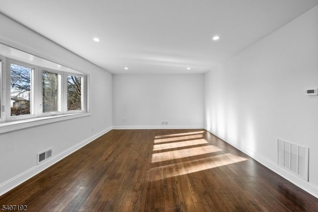 14 Harwich Rd, Mount Olive Twp., NJ 07836