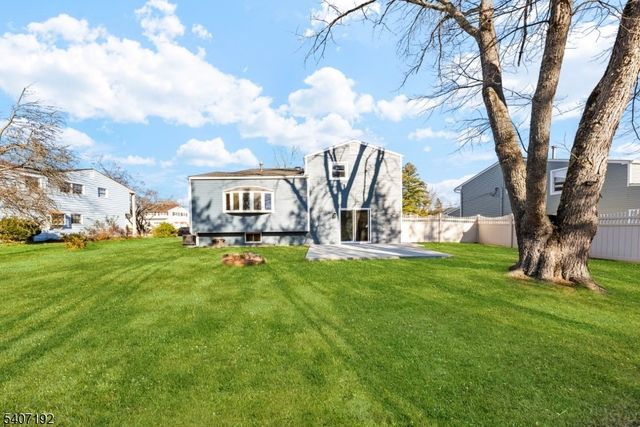 14 Harwich Rd, Mount Olive Twp., NJ 07836