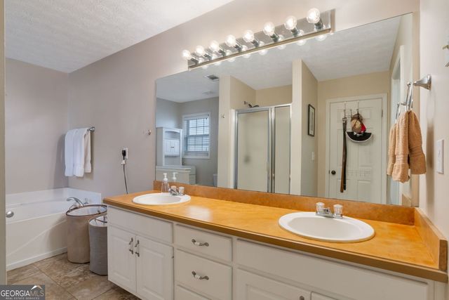 627 Bridle Creek Drive, Bethlehem, GA 30620