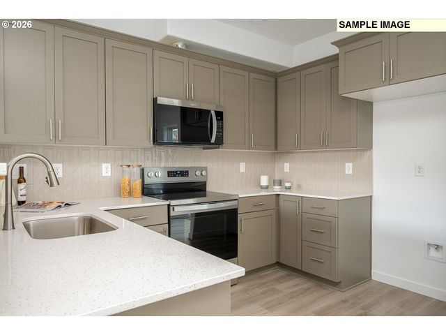 5096 Boise St, Portland, OR 97206