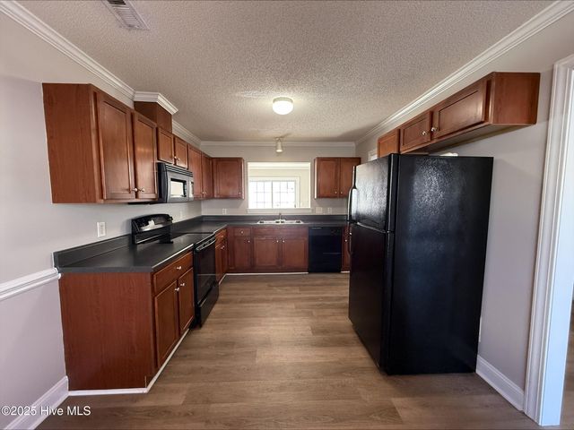 4215 Dudleys Grant Drive F, Winterville, NC 28590