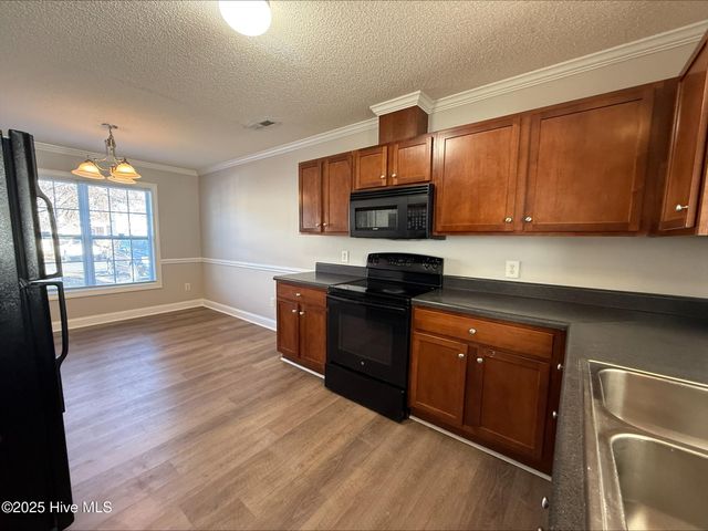 4215 Dudleys Grant Drive F, Winterville, NC 28590